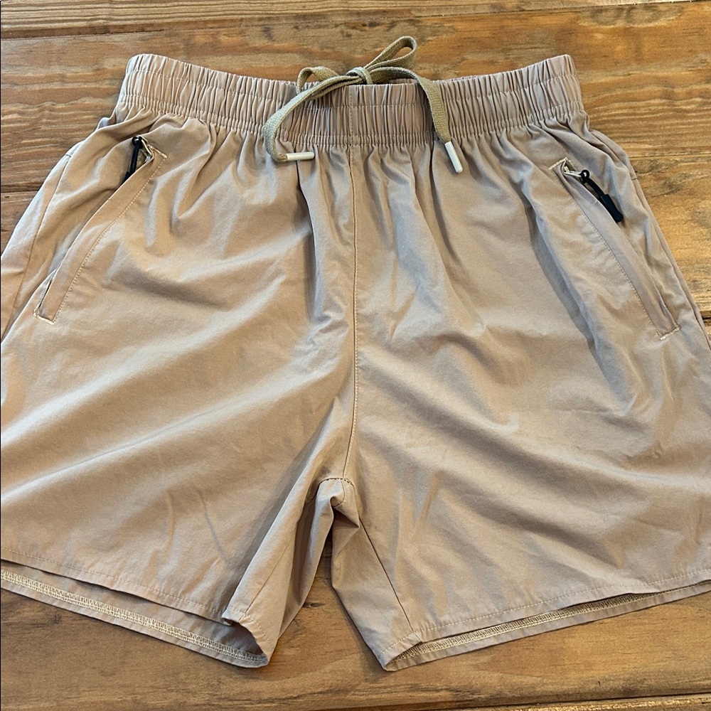 Men’s Tan Drawstring 5” Shorts- Size Small